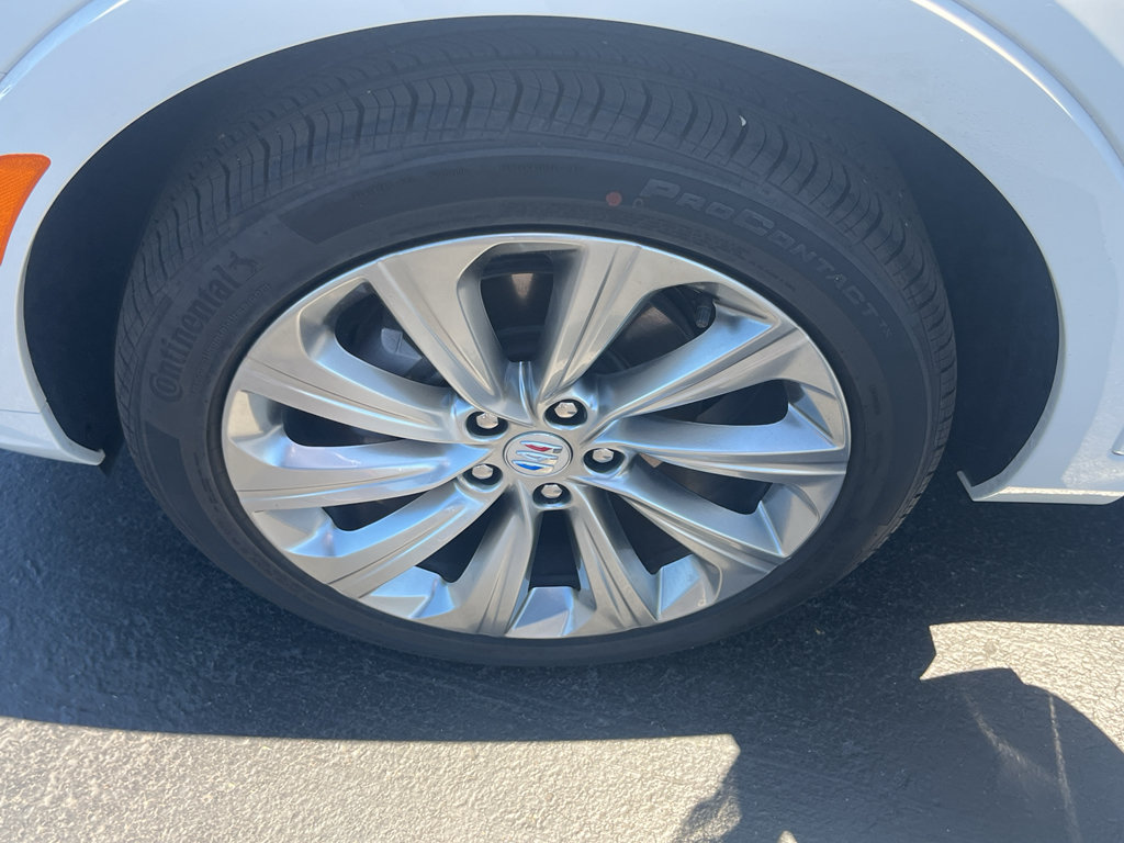 Used 2025 Buick Envista Avenir FWD image 44