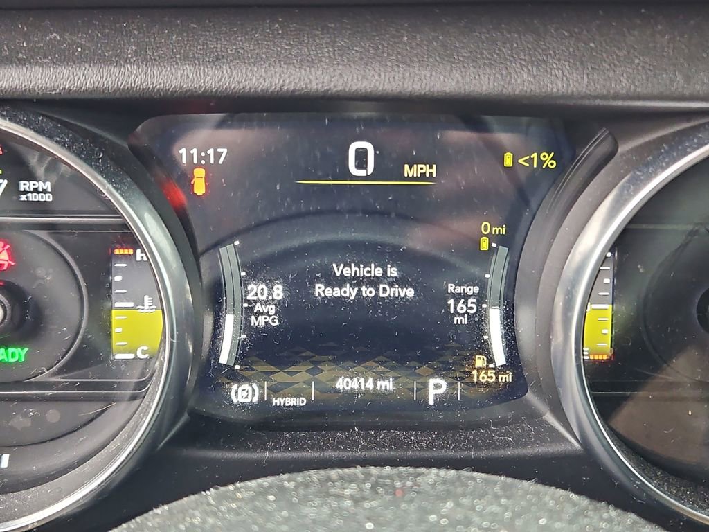 Used 2023 Jeep Wrangler Unlimited Sahara image 9