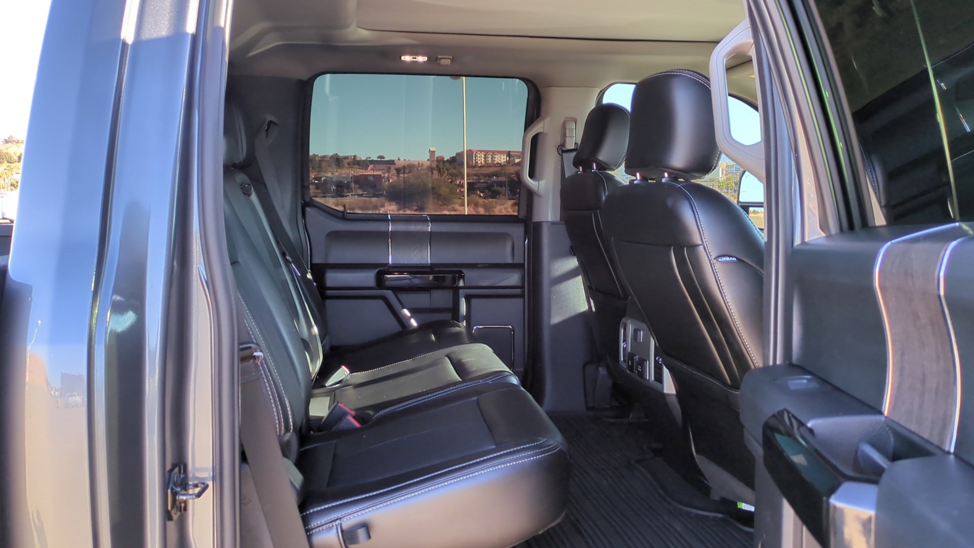 Used 2021 Ford F250 Lariat image 30