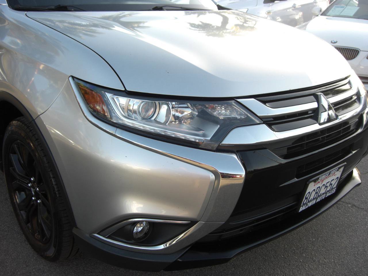 Used 2018 Mitsubishi Outlander LE FWD image 20