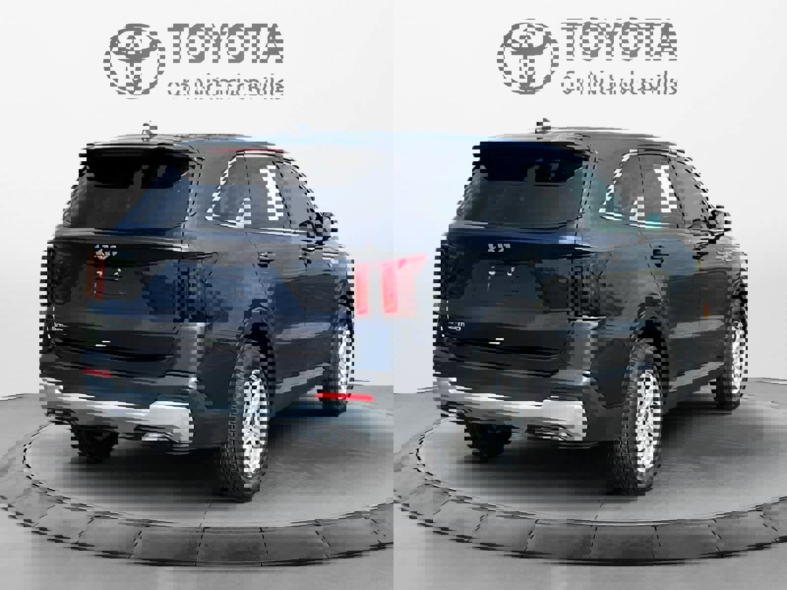 Used 2025 Kia Sorento LX FWD image 6