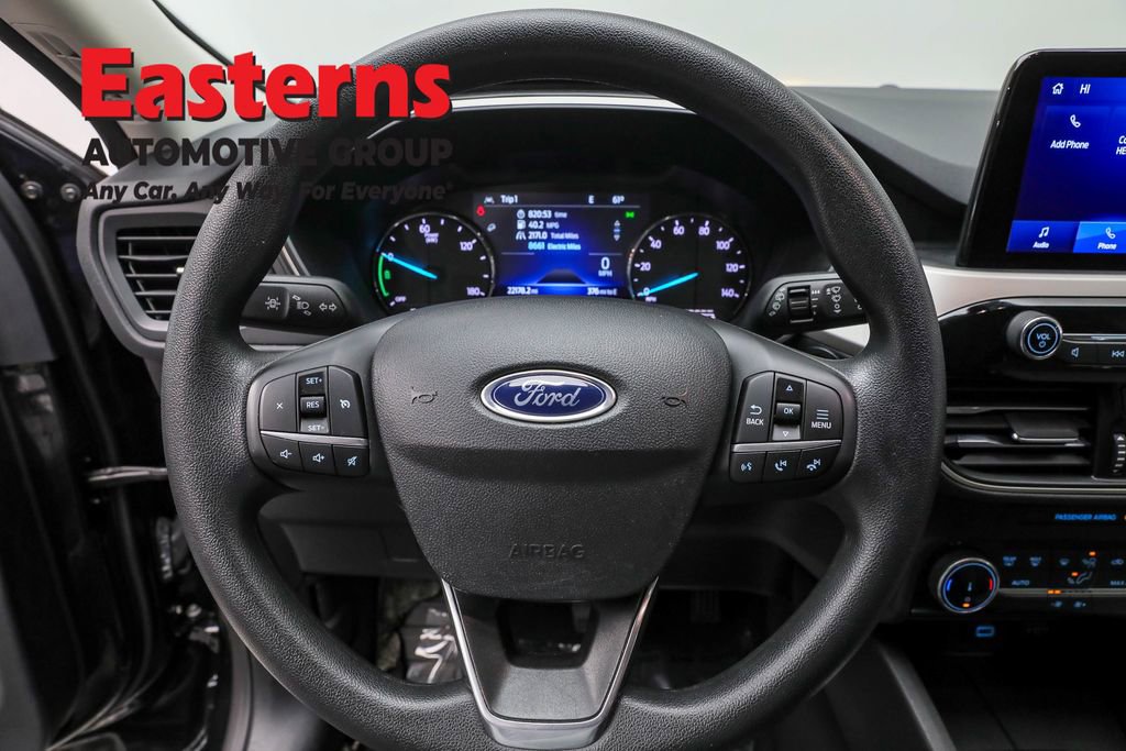 Used 2022 Ford Escape SE image 10