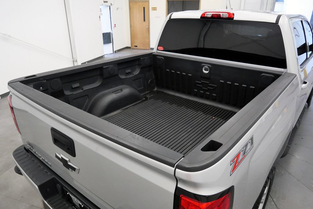 Used 2017 Chevrolet Silverado 1500 LT w/ All Star Edition AWD/4WD image 36