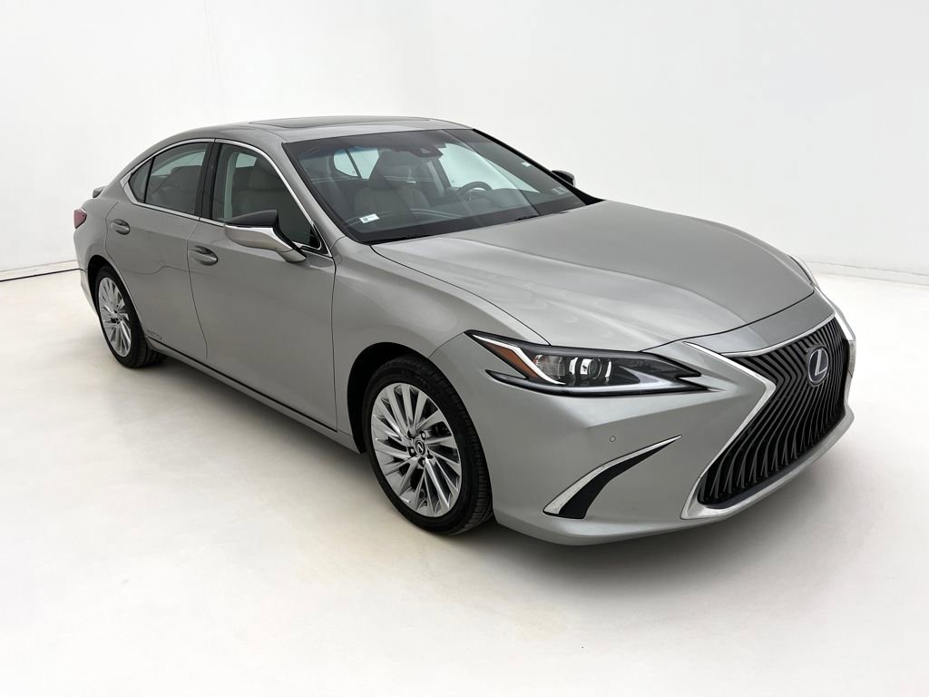 Used 2021 Lexus ES 300h w/ Accessory Package 2 image 2