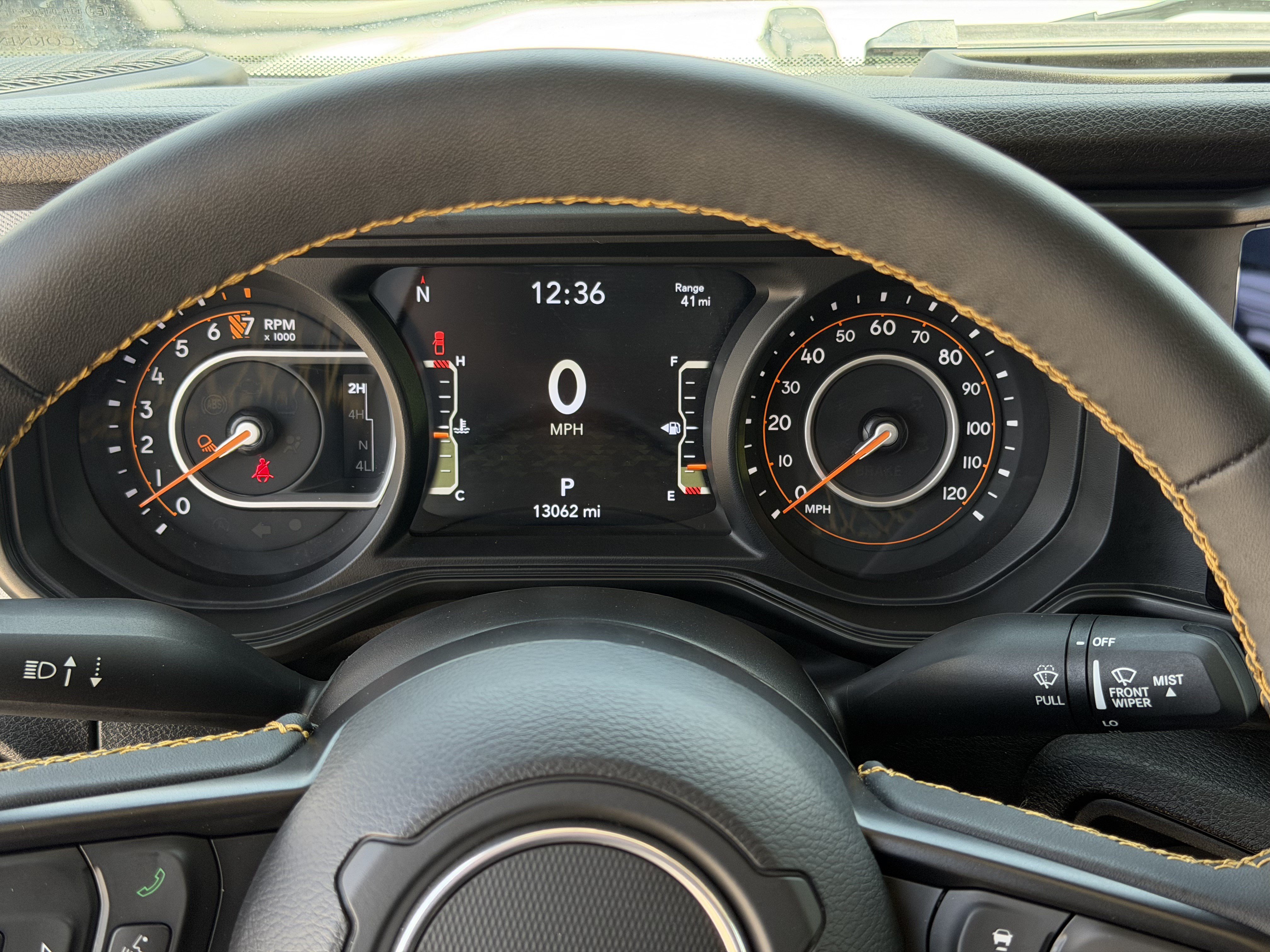 Used 2024 Jeep Gladiator Sport AWD/4WD image 17