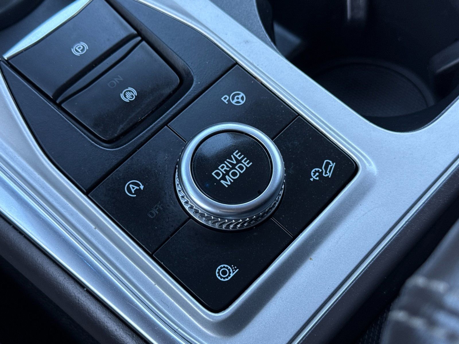 Used 2022 Ford Explorer Platinum w/ Equipment Group 601A image 38