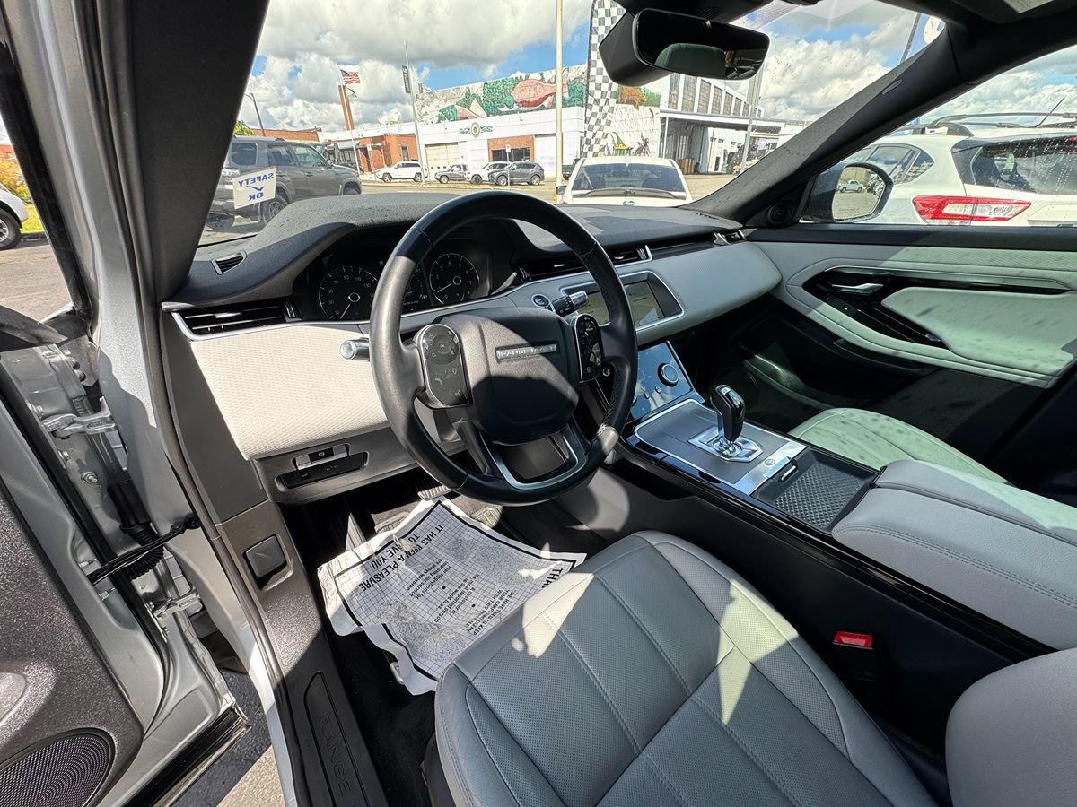 Used 2020 Land Rover Range Rover Evoque S AWD/4WD image 17