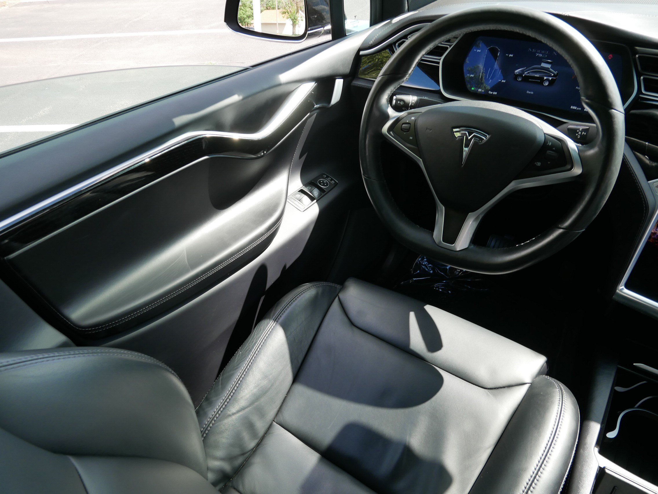 Used 2016 Tesla Model X 75D AWD/4WD image 9