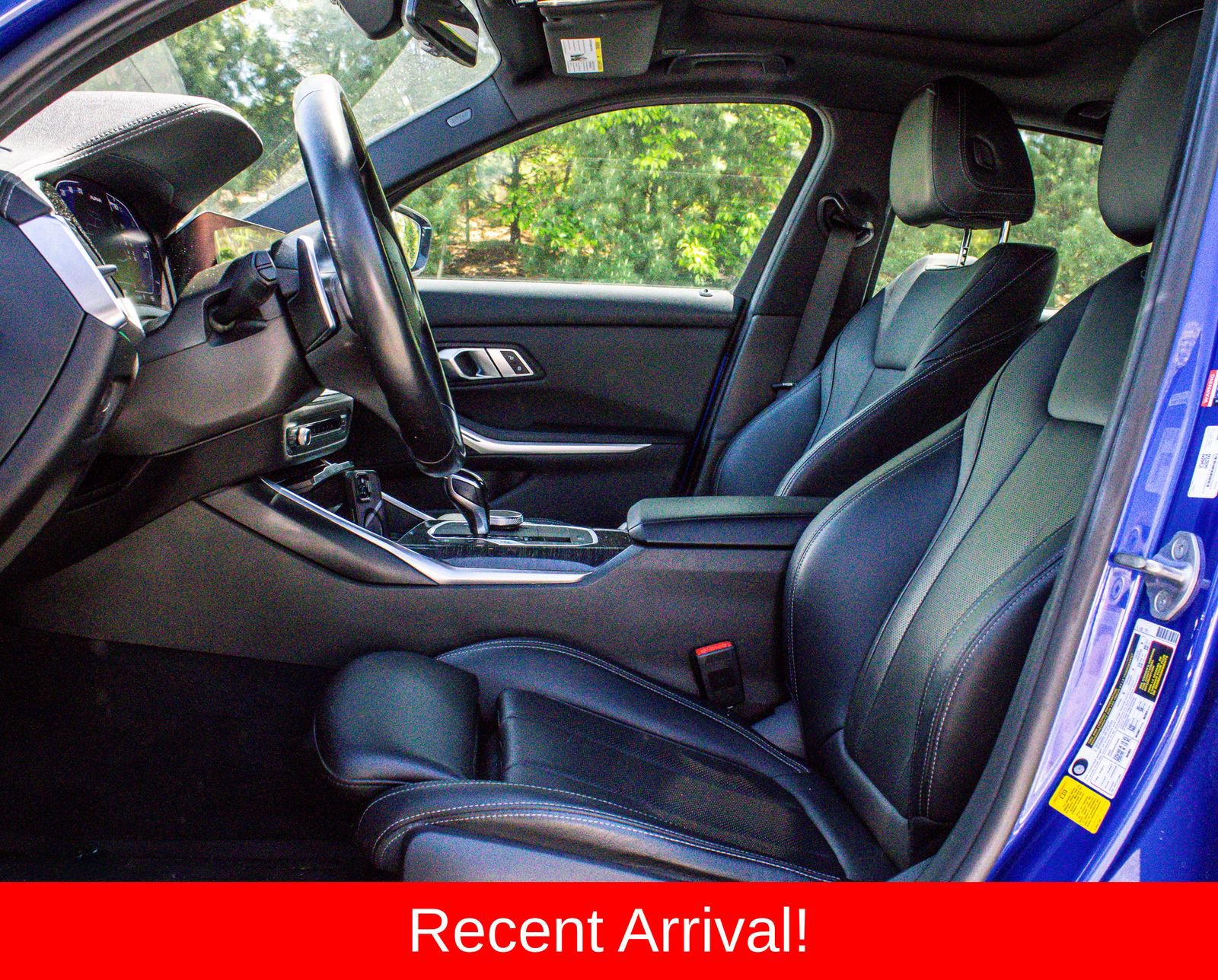 Used 2022 BMW 330i Sedan w/ M Sport Package RWD image 6