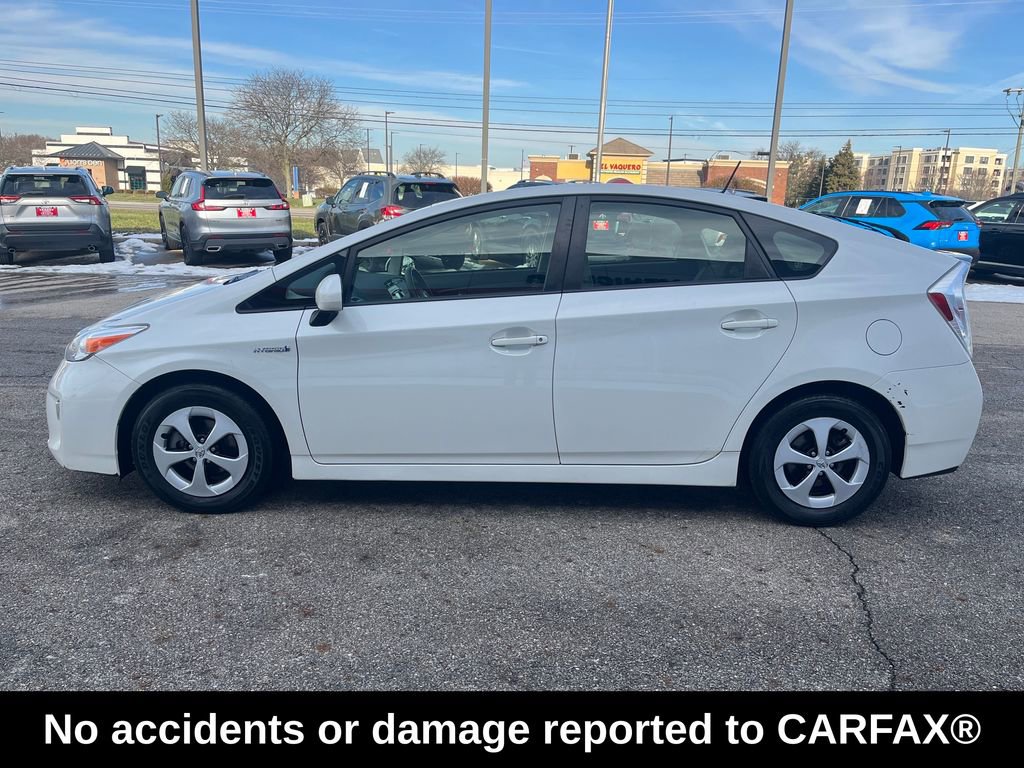 Used 2015 Toyota Prius Three video 2