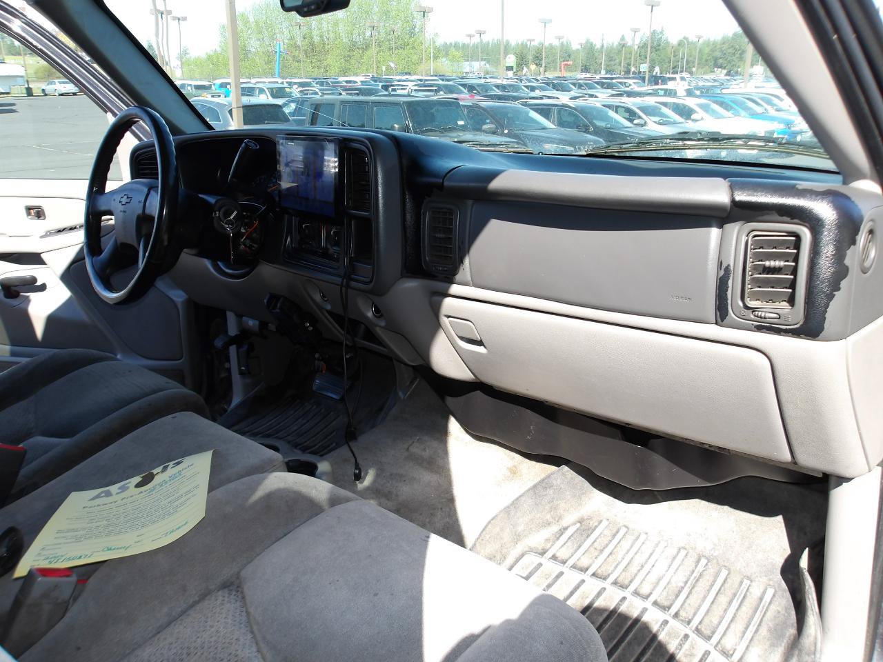Used 2004 Chevrolet Tahoe LS AWD/4WD image 13