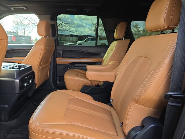 Certified 2024 Ford Expedition Max Platinum AWD/4WD image 31
