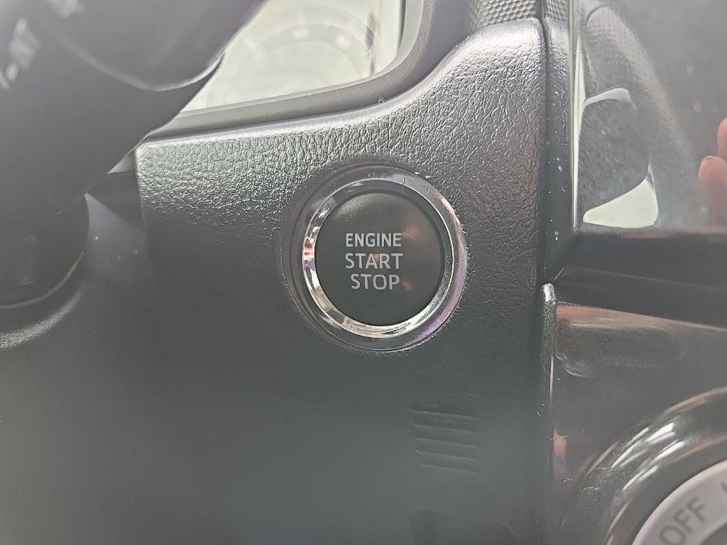 Used 2020 Toyota 4Runner TRD Off-Road Premium w/ Moonroof Package AWD/4WD image 47