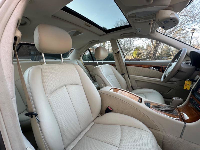 Used 2006 Mercedes-Benz E 500 Sedan image 39
