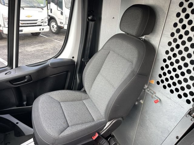 Used 2025 RAM ProMaster 2500 w/ Safety Group FWD image 11