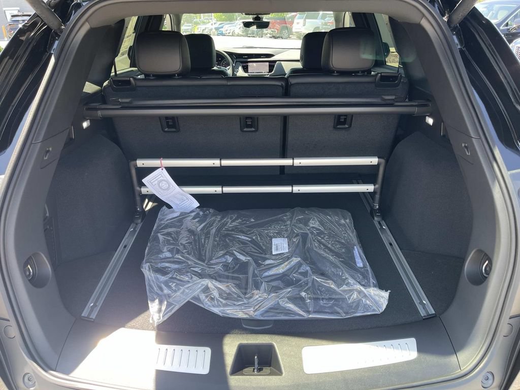 New 2026 Cadillac XT5 Premium Luxury w/ Driver Assist Package FWD image 12
