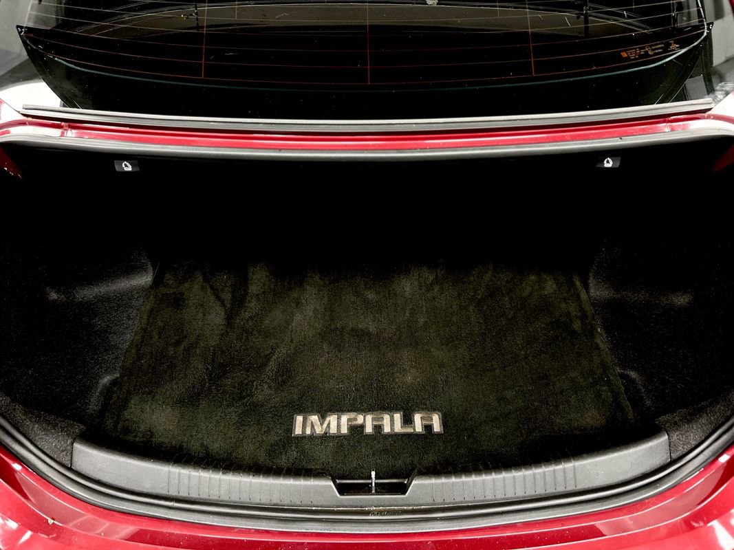 Used 2018 Chevrolet Malibu LT w/ Driver Confidence Package image 35