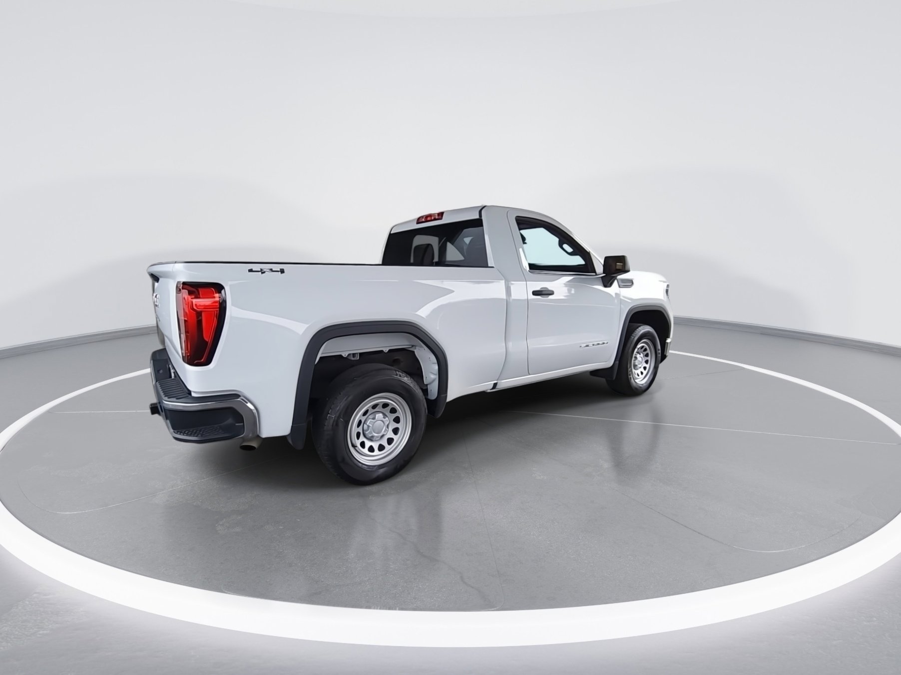 Used 2024 GMC Sierra 1500 Pro w/ Pro Value Package image 4