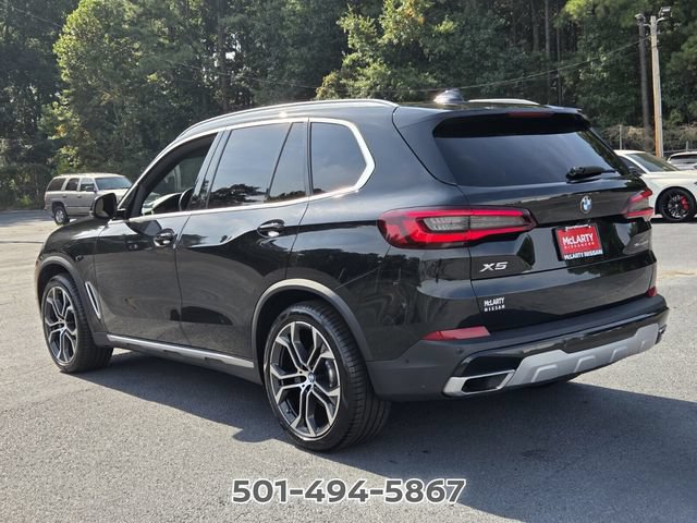 Used 2022 BMW X5 sDrive40i w/ Premium Package RWD video 3