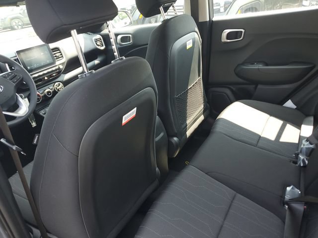 New 2026 Hyundai Venue SE FWD image 13