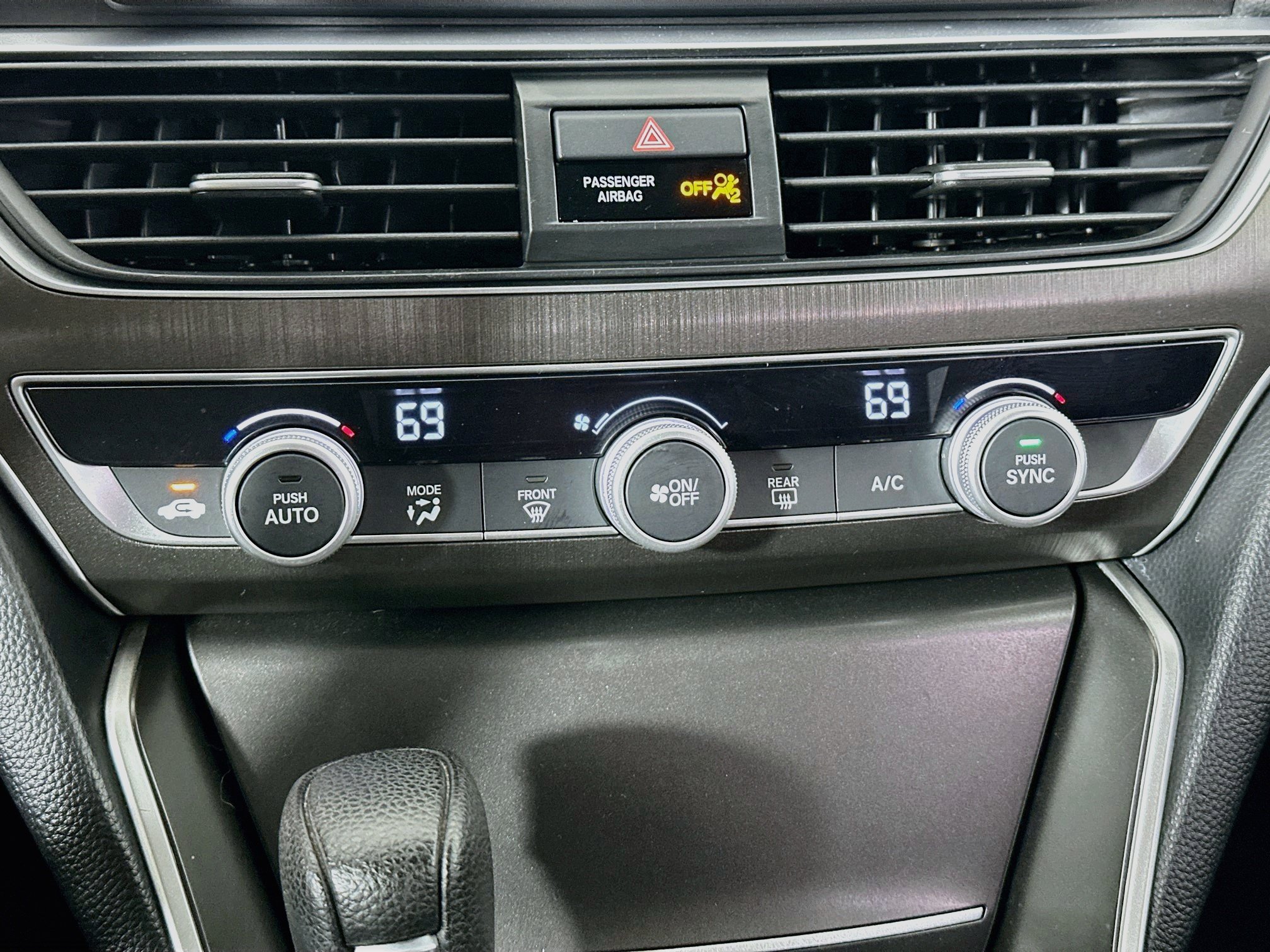 Used 2019 Honda Accord LX image 22