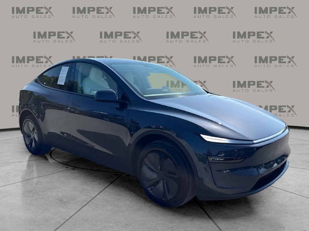 Used 2026 Tesla Model Y Long Range RWD image 7