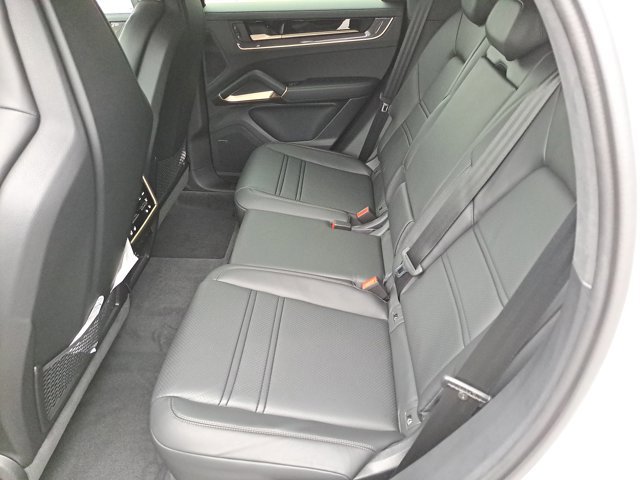 New 2026 Porsche Cayenne Turbo GT image 19