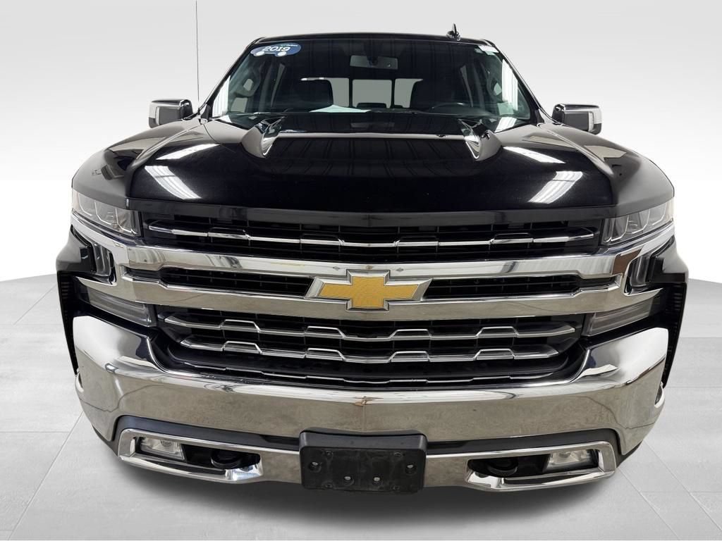 Certified 2019 Chevrolet Silverado 1500 LTZ w/ LTZ Convenience Package AWD/4WD image 5
