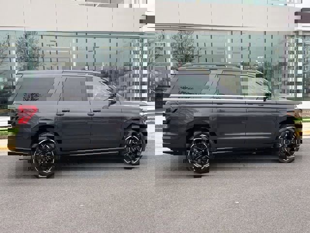 Used 2022 Ford Expedition Max Limited image 7