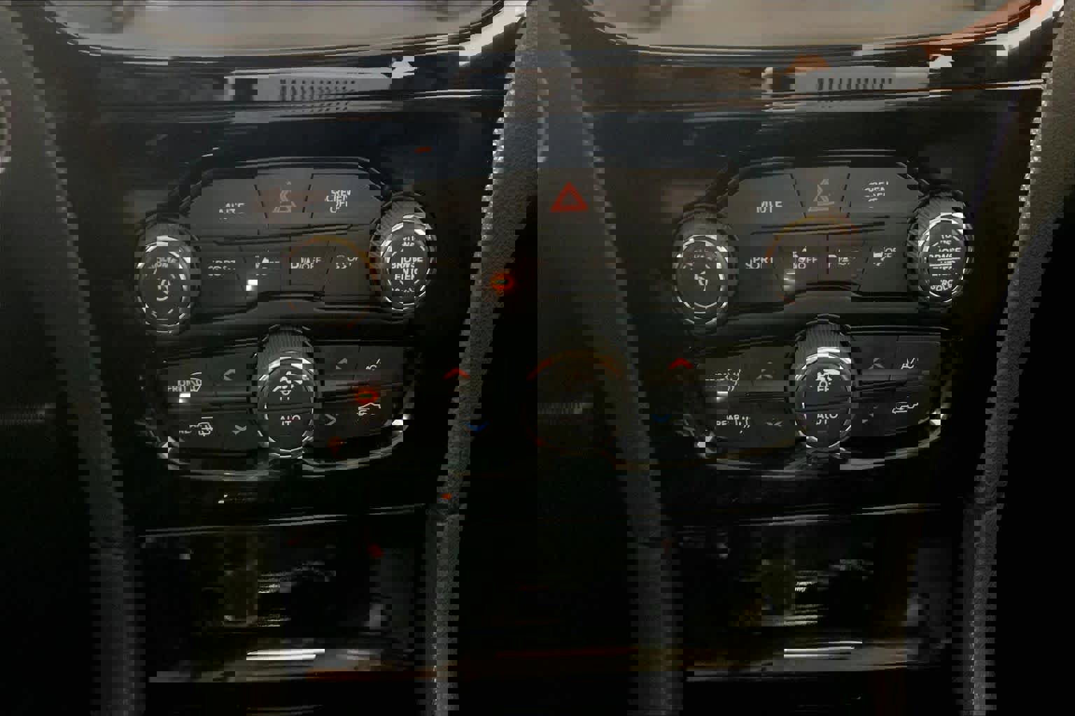 Used 2019 Chrysler 300 S w/ 300S Premium Group image 34