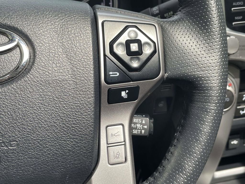 Used 2024 Toyota 4Runner Limited image 31