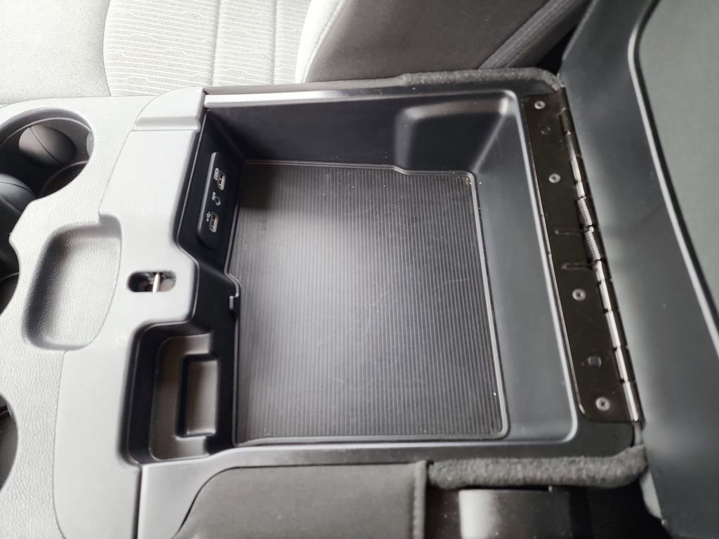 Used 2024 RAM 1500 Classic SLT RWD image 33