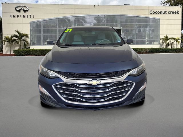 Used 2021 Chevrolet Malibu LT image 2