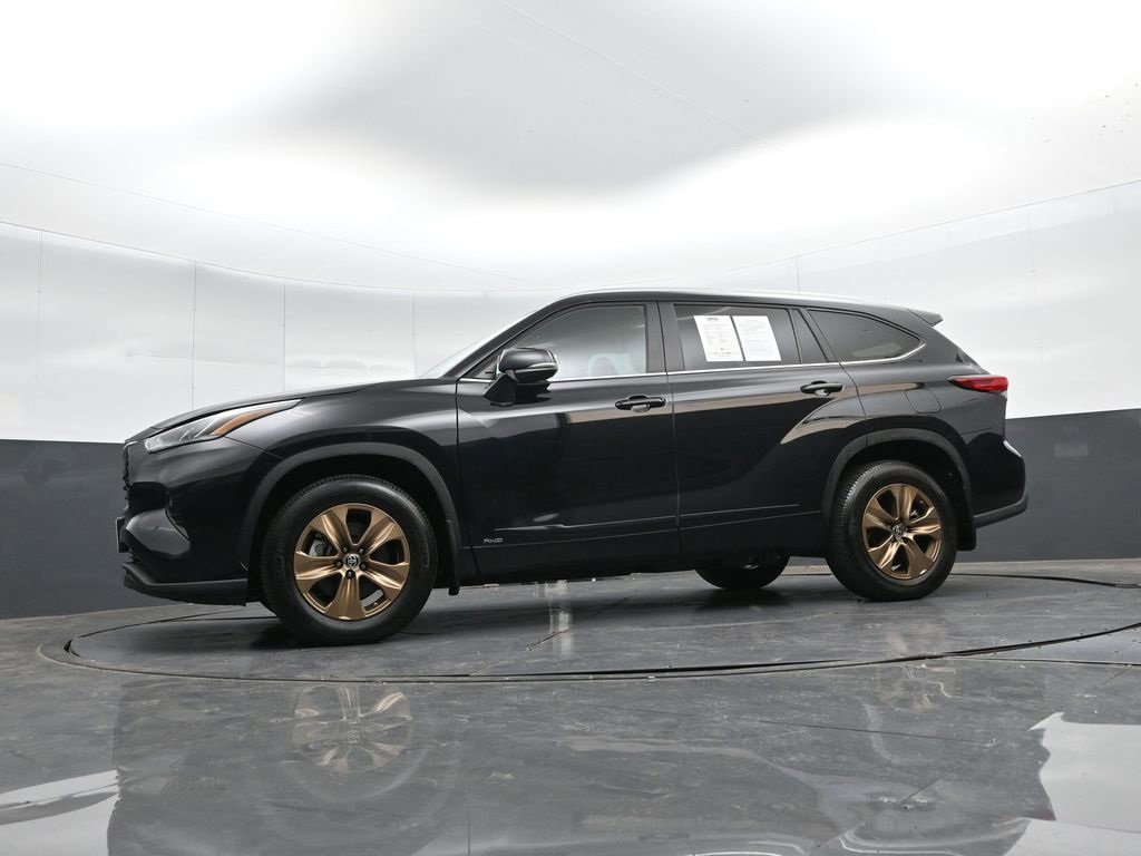 Used 2023 Toyota Highlander Bronze Edition image 37