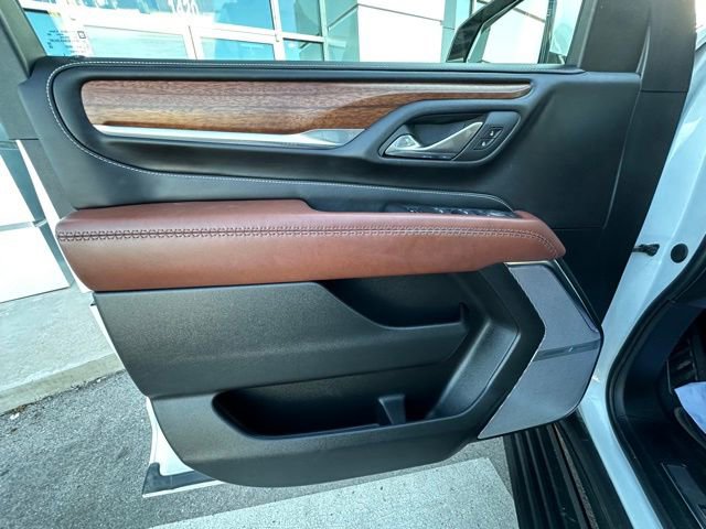 Used 2024 GMC Yukon Denali Ultimate image 16