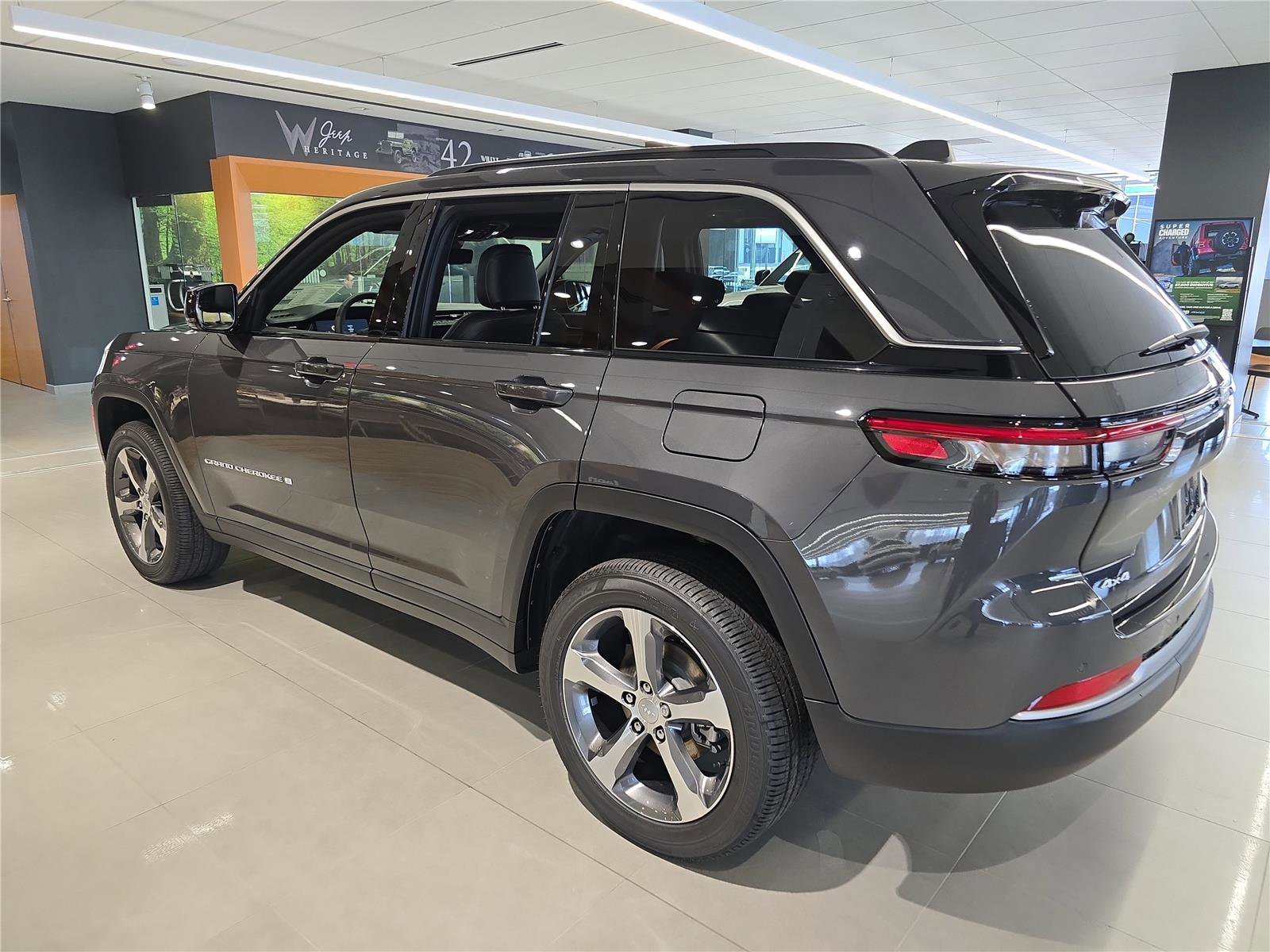 New 2026 Jeep Grand Cherokee Limited image 6