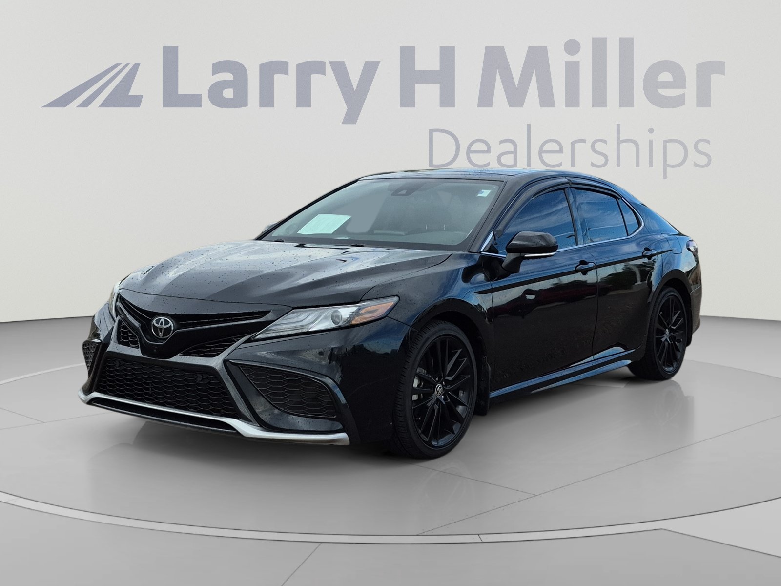 Certified 2023 Toyota Camry XSE w/ Navigation Package FWD image 1
