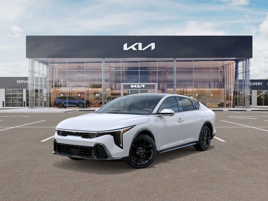 New 2025 Kia K4 GT-Line Turbo