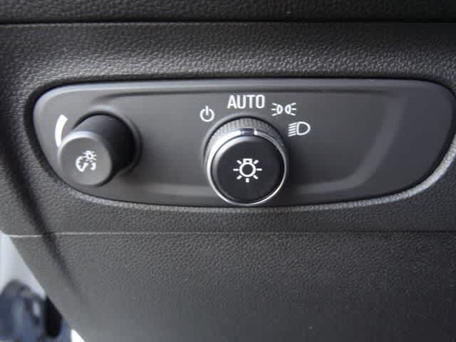 Used 2023 Buick Envision Essence w/ Sport Touring Package FWD image 20