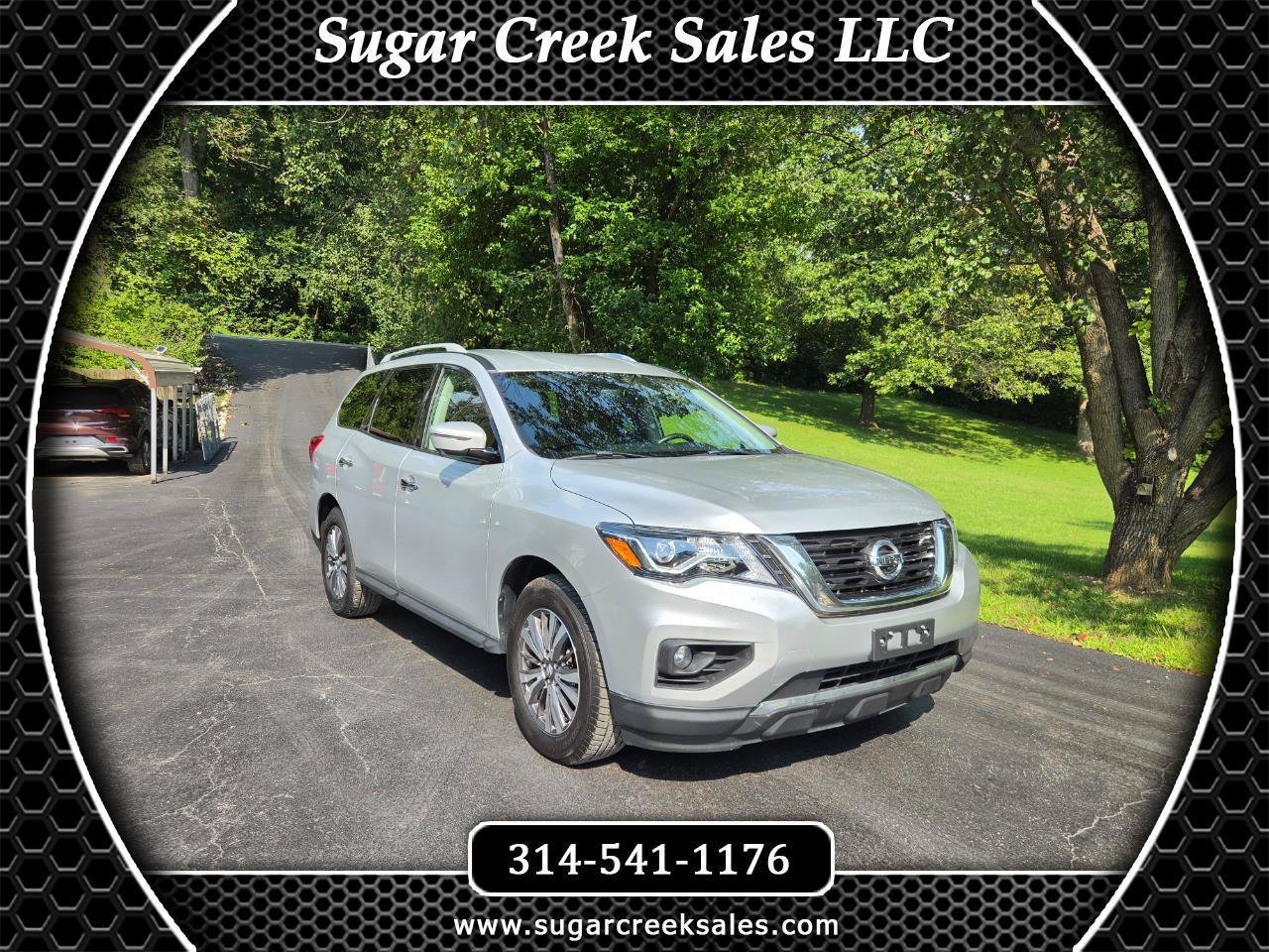 Used 2020 Nissan Pathfinder SL AWD/4WD image 1