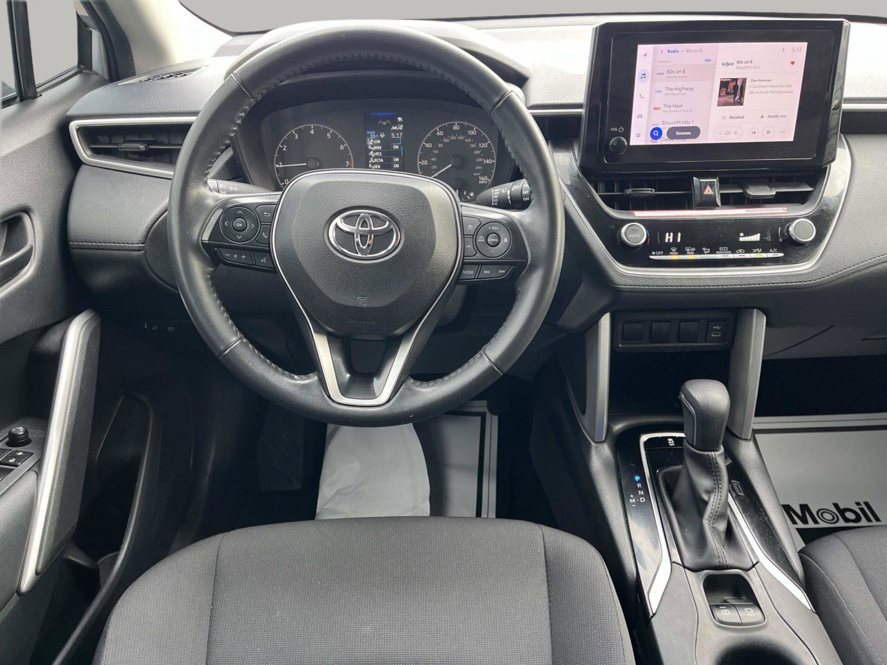 Used 2023 Toyota Corolla Cross LE image 11
