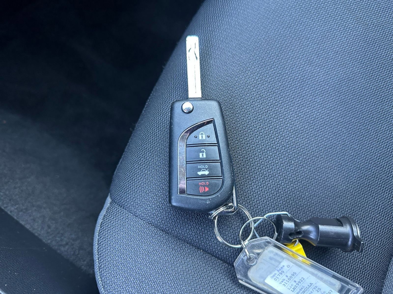 Used 2025 Toyota Corolla Hybrid Sedan image 22