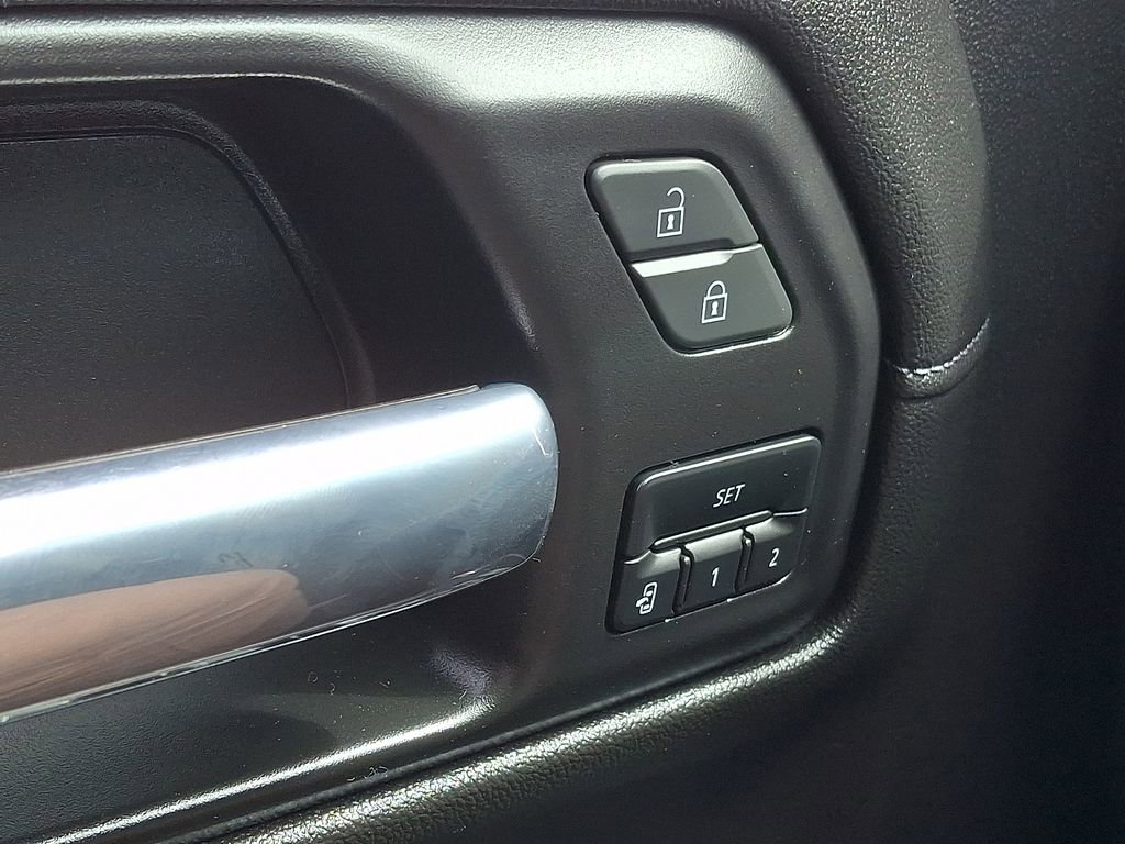 Used 2021 GMC Sierra 1500 SLT image 26