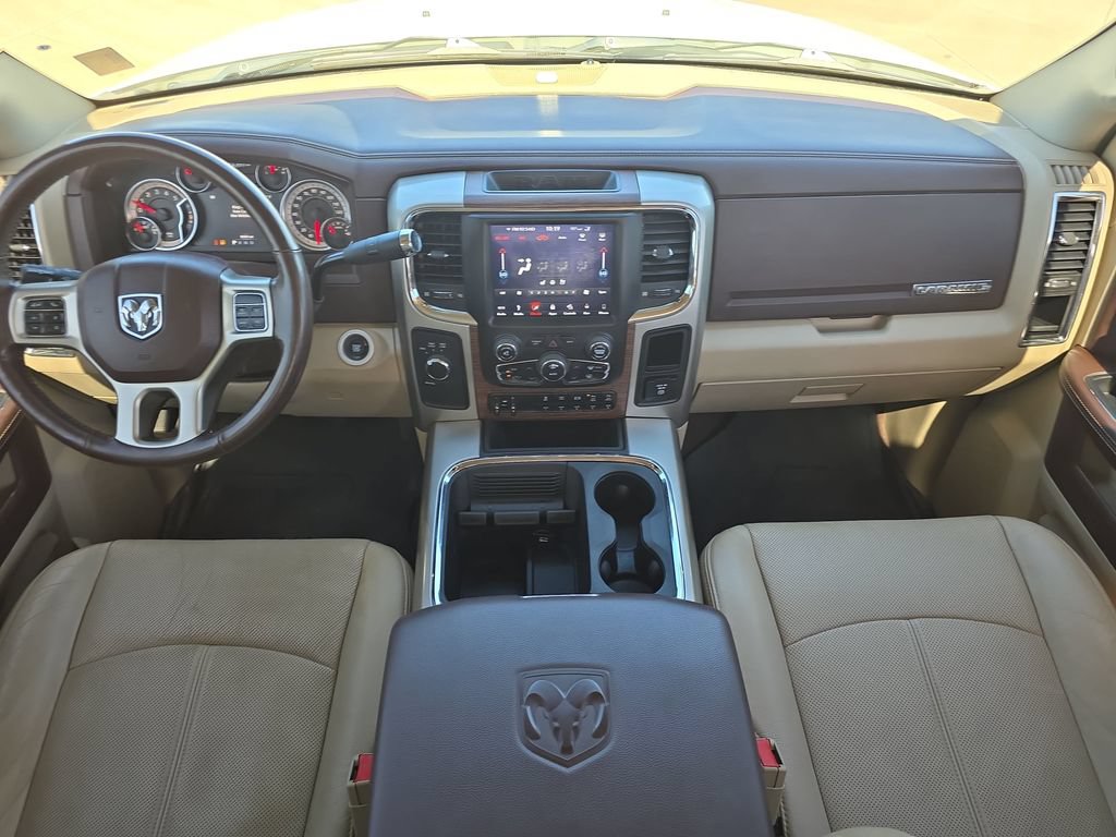 Used 2018 RAM 3500 Laramie AWD/4WD image 9