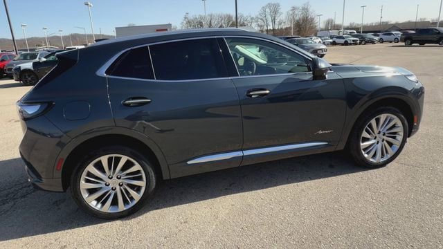 New 2026 Buick Envision Avenir image 9