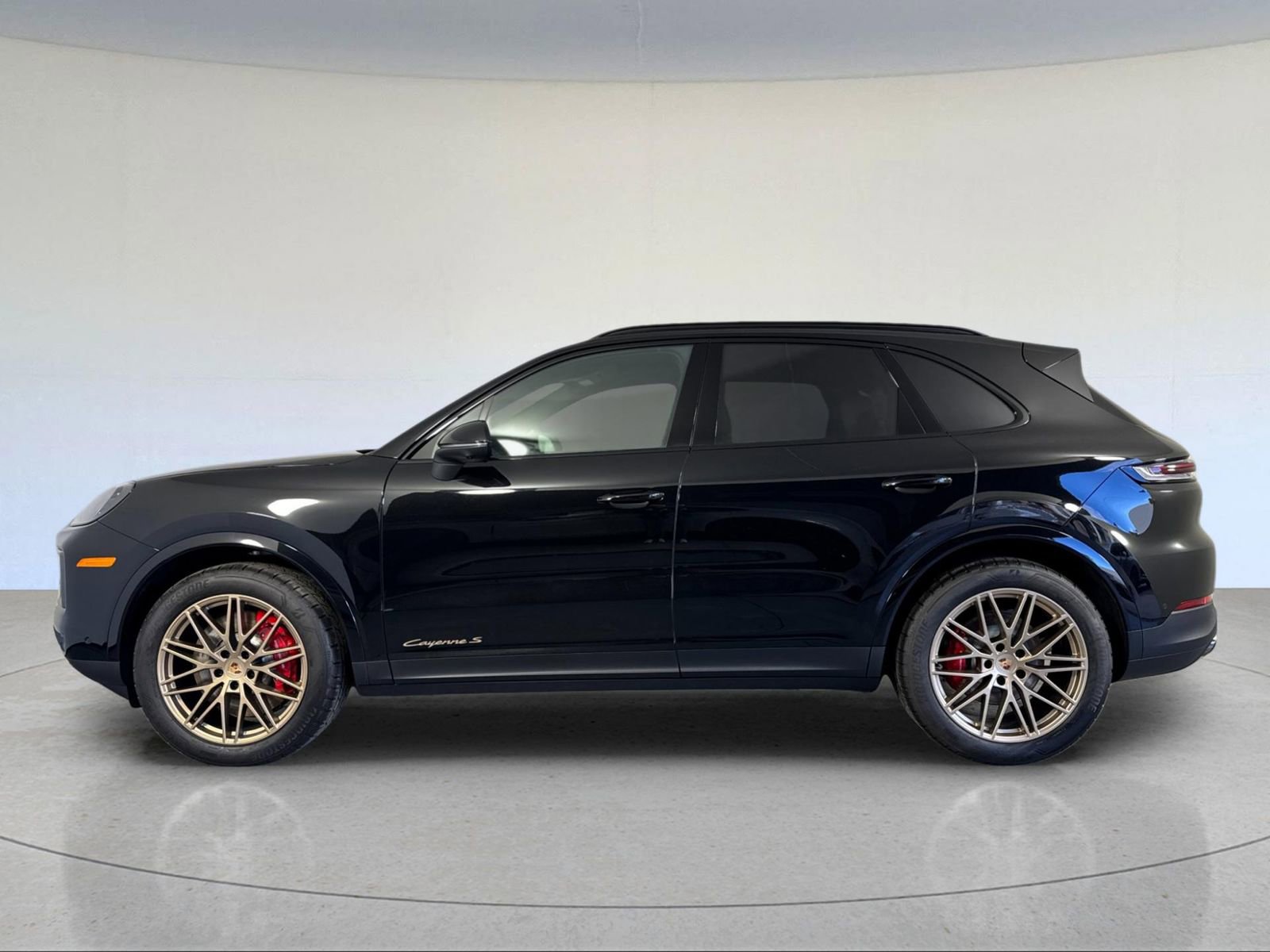 New 2026 Porsche Cayenne S image 2