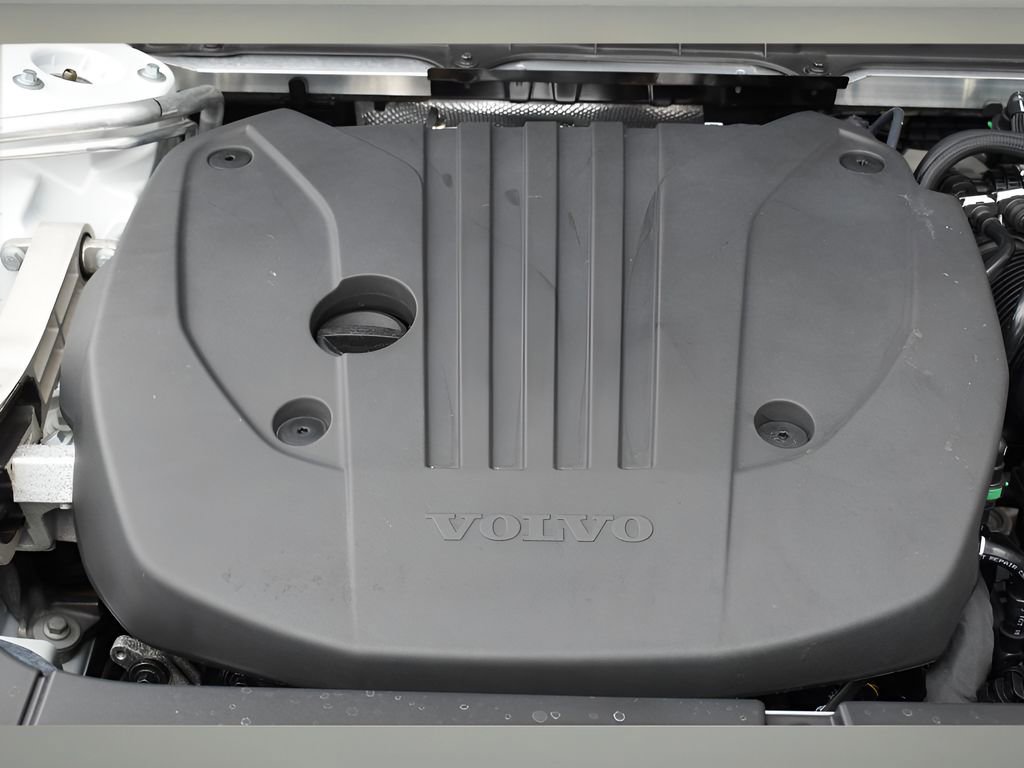 Used 2023 Volvo XC90 B5 Core w/ Protection Package Premier image 26