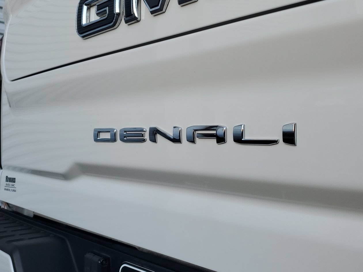 Used 2024 GMC Sierra 2500 Denali Ultimate w/ Max Trailering Package AWD/4WD image 8