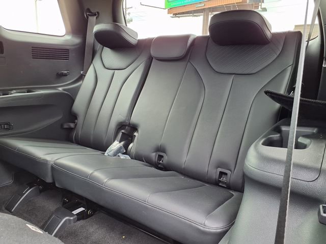 Used 2025 Hyundai Palisade SEL FWD image 20