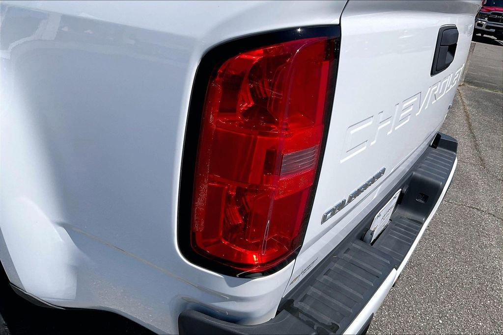 Used 2022 Chevrolet Colorado LT RWD image 30